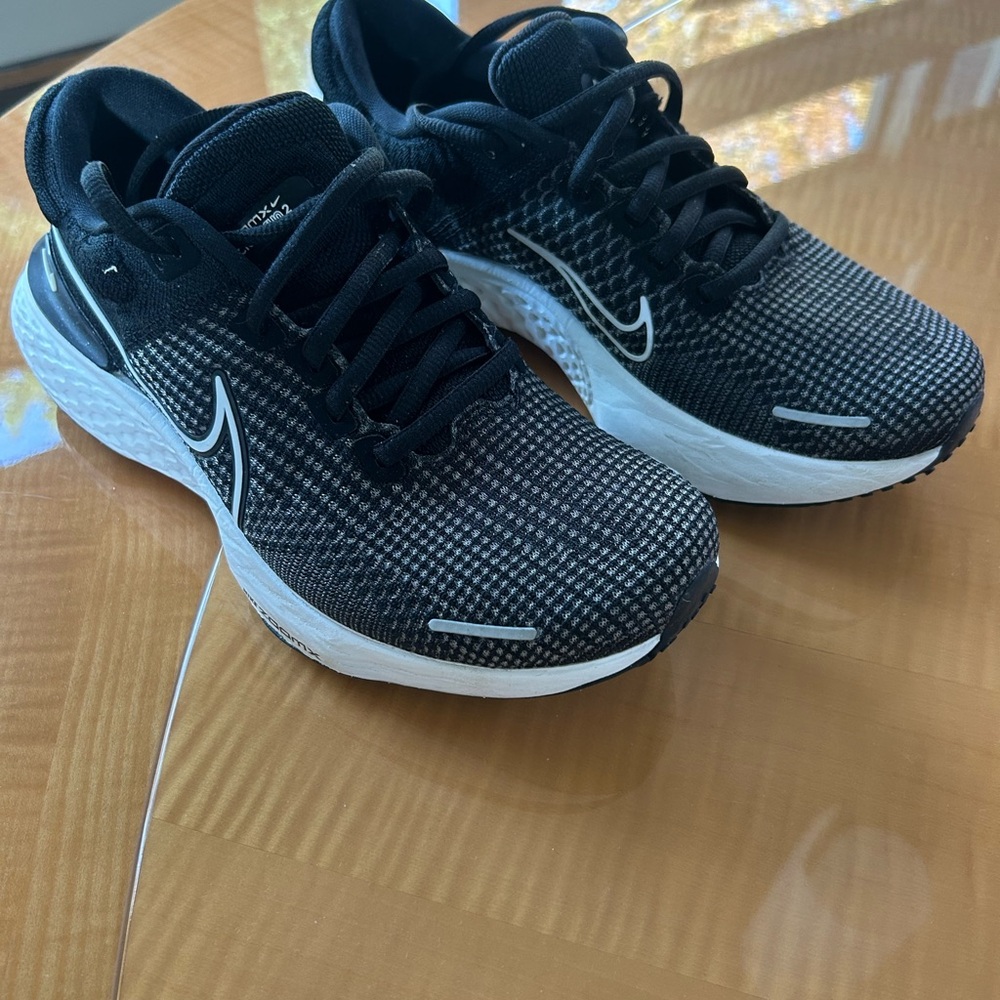 Nike Black and White Athletic Shoes